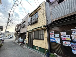 梅ヶ香町2丁目貸家の物件外観写真